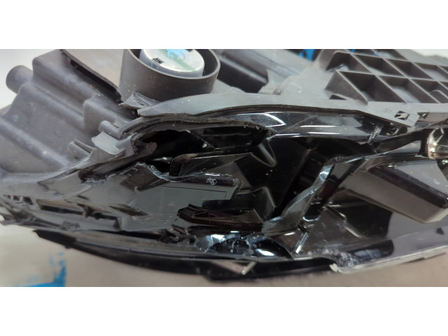 Фара передняя  Volkswagen Jetta 7 2018-2025 левая 