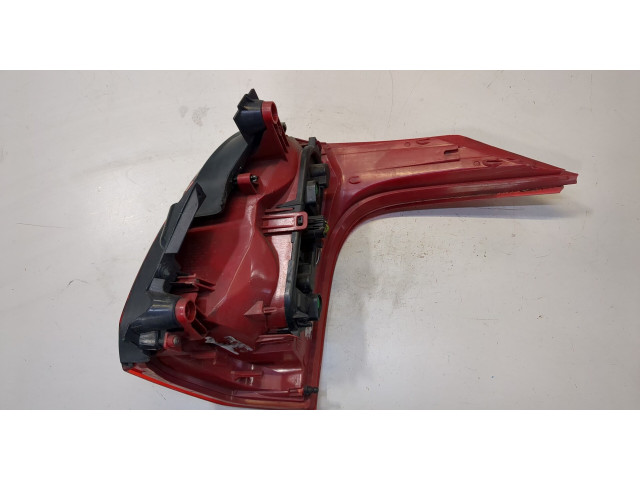 Задний фонарь     i090029     