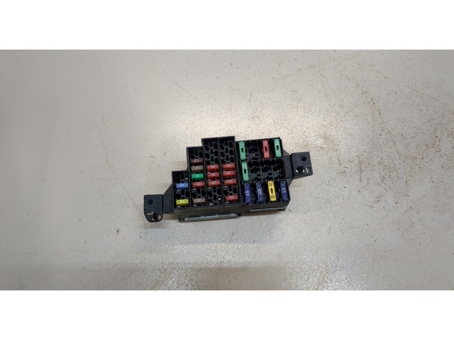 Блок предохранителей Dacia Logan 2004-2012 1.6