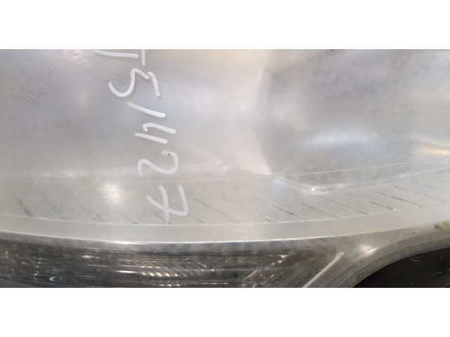 Фара передняя Citroen C5 2008-2017 правая