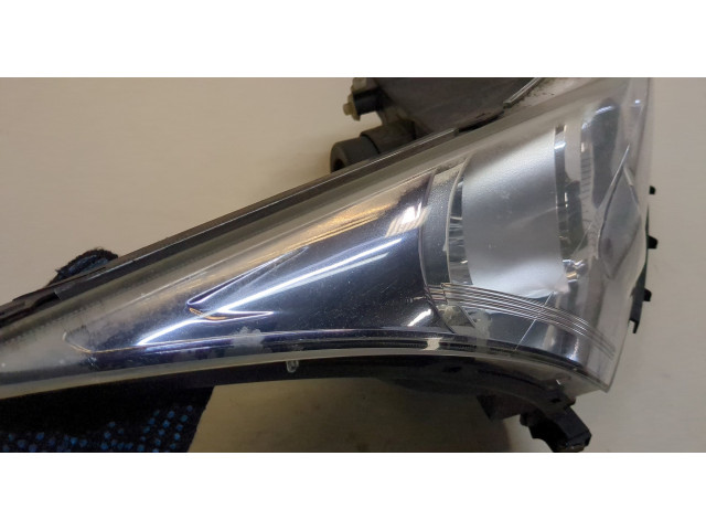 Фара передняя  Chevrolet Cruze 2009-2015 правая 