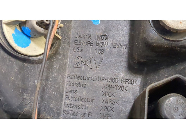 Фара передняя Mitsubishi Pajero / Montero 2000-2006 левая