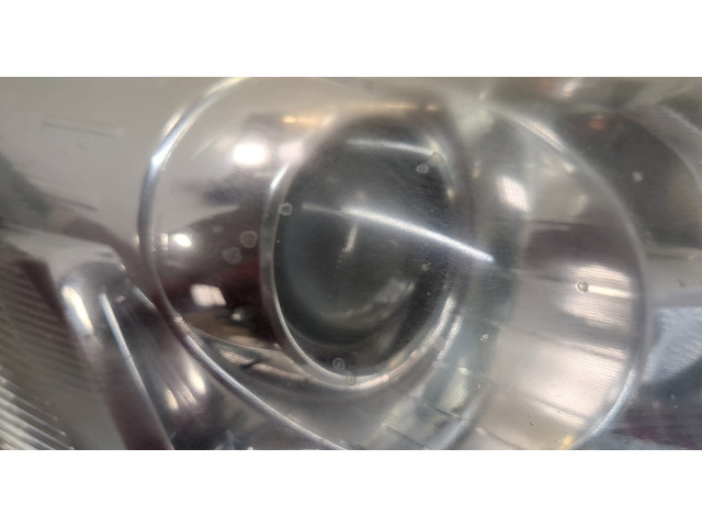 Фара передняя  Toyota Avensis 3 2008-2018 правая 