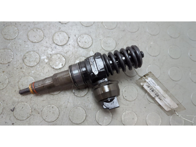 Форсунка топливная Volkswagen Touran 2003-2006