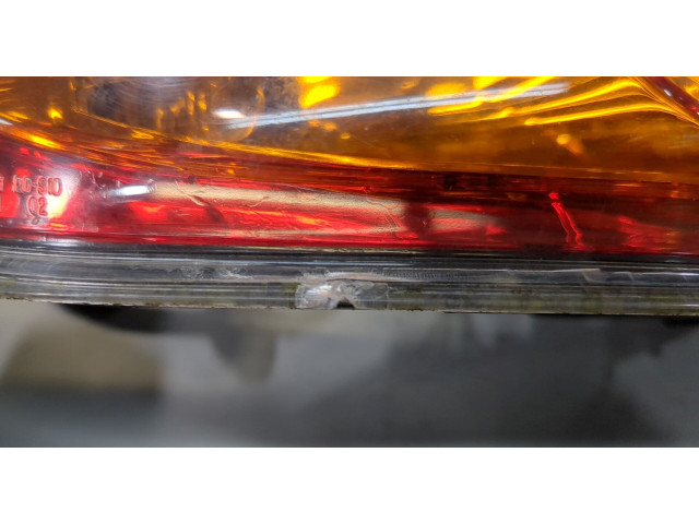 Задний фонарь          