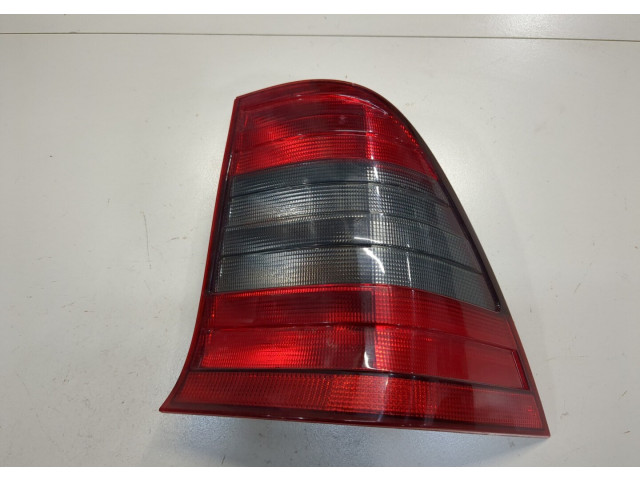 Задний фонарь        Mercedes C W202 1993-2000 