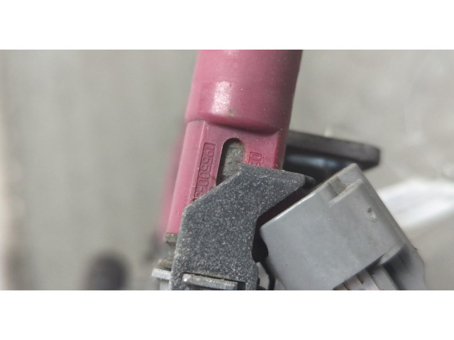 Форсунка топливная Mazda 3 (BK) 2003-2009