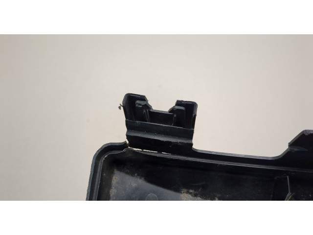 Крышка блока предохранителей  Chevrolet Aveo (T300) 2011-2015         