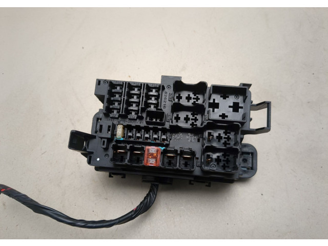 Блок предохранителей  Buick Encore 2016-2022      42710895   