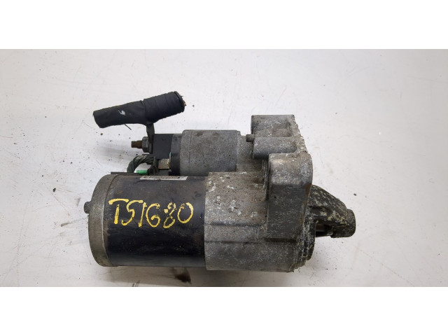 Стартер  Peugeot 5008 2009-2016 1.6     