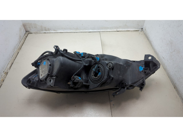 Фара передняя Honda Legend 2004-2012 правая