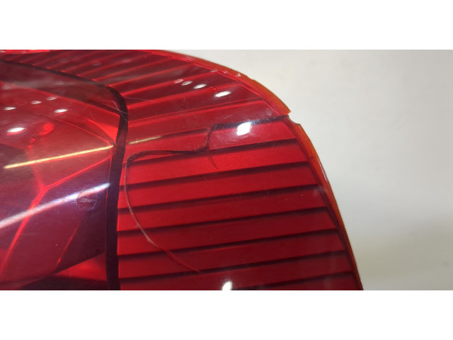 Задний фонарь Nissan X-Trail (T30) 2001-2006