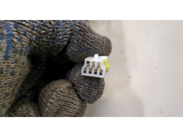 Зеркало боковое Mitsubishi Galant 1997-2003 левое MR387727, MR322963