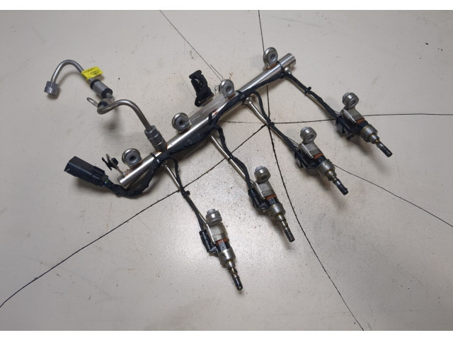 Форсунка топливная GMC Terrain 2017-