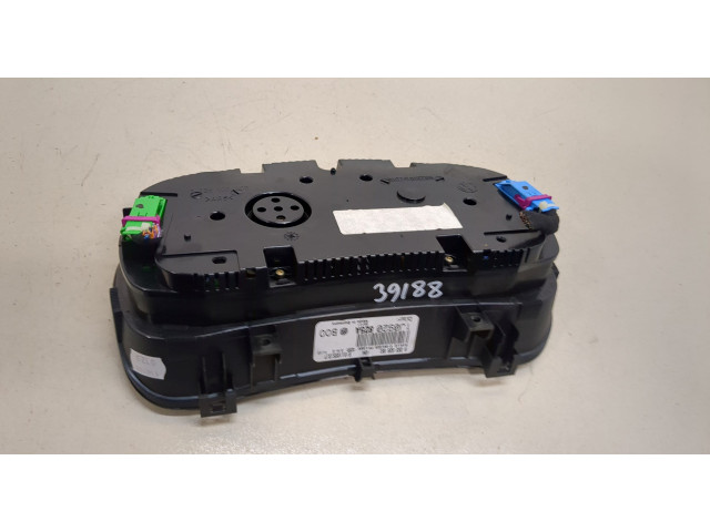 Панель приборов  Volkswagen Golf 4 1997-2005            