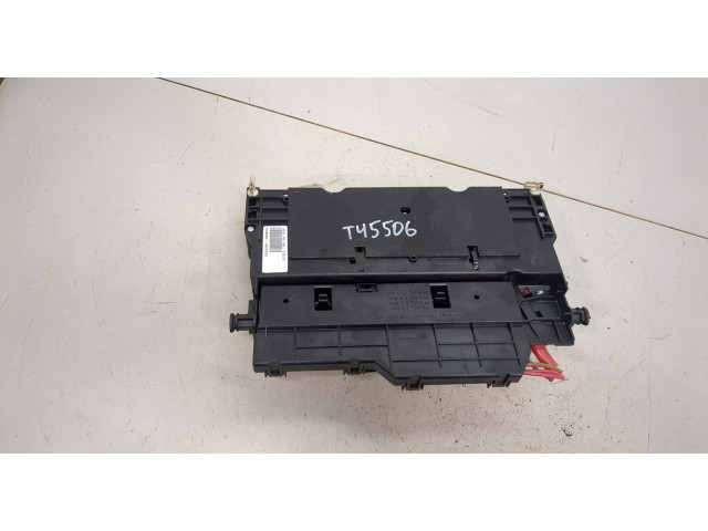 Блок предохранителей  BMW X3 E83 2003-2010         