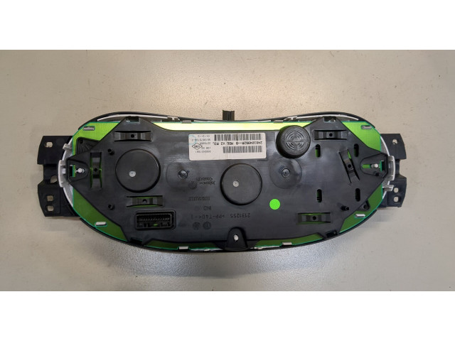 Панель приборов Dacia Sandero 2012- 248104962r 1.2 Бензин