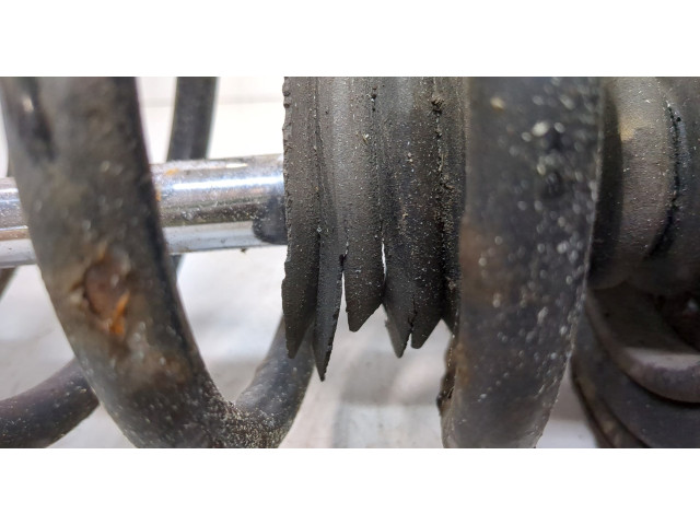 Стойка амортизатора  Nissan X-Trail (T30) 2001-2007 55302EQ025, 550208H762     