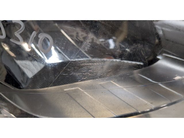 Фара передняя Peugeot Partner 2015- правая