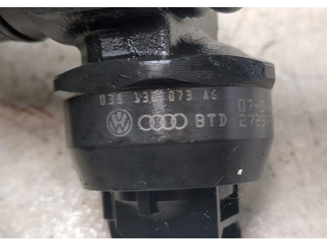 Форсунка топливная  Skoda Roomster 2006-2015    038130073AG     