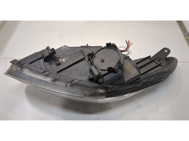 Фара передняя  KIA Carens 2013-2019 правая 