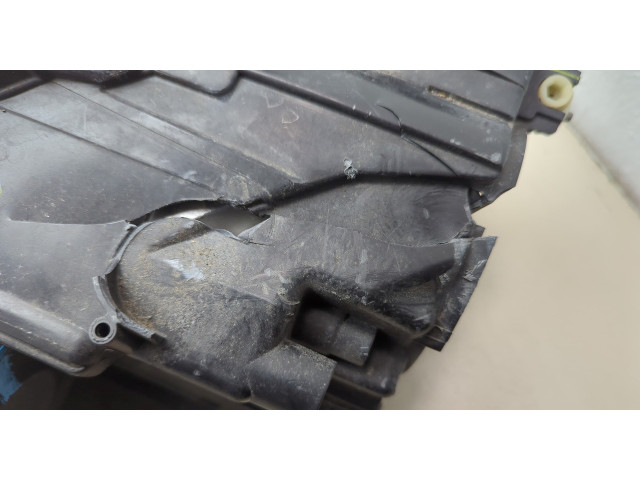 Фара передняя  Volkswagen Jetta 6 2010-2018 правая 