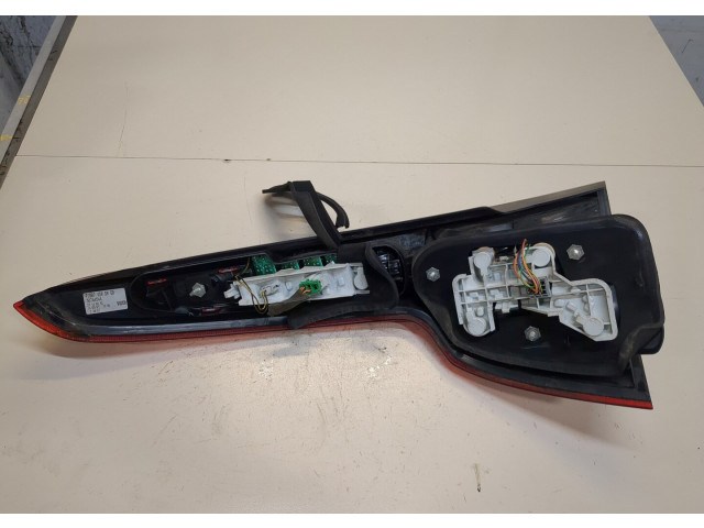 Задний фонарь     30744544   Volvo V50 2007-2012 