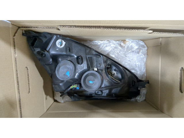 Фара передняя  Citroen C4 Grand Picasso 2006-2013 левая 