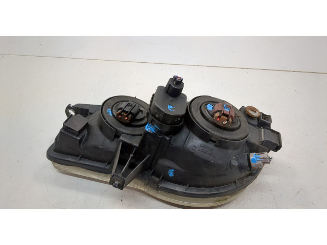 Фара передняя  Toyota Corolla E11 1997-2001 правая 