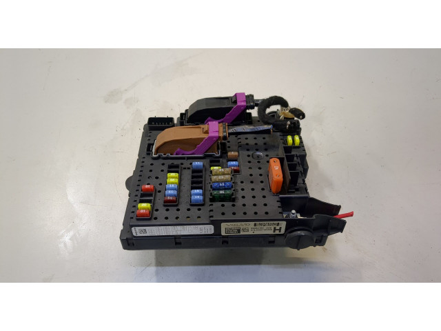 Блок предохранителей Volvo XC90 2002-2006 3.2