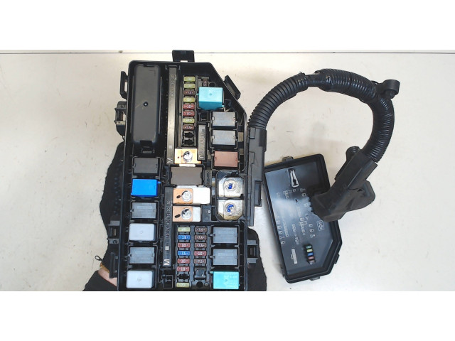 Блок предохранителей Honda CR-V 2012-2015 191r106557 2.2