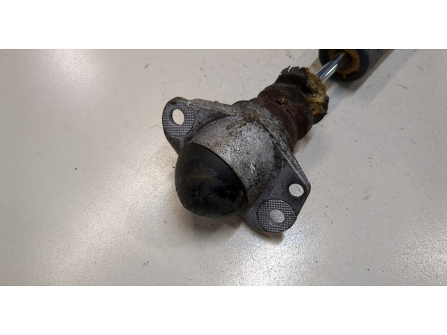 Стойка амортизатора Skoda Fabia 2007-2010 1.6 дизель