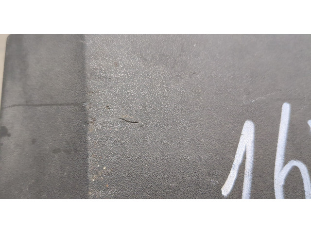 Крышка блока предохранителей  Chevrolet Tahoe 2006-2014         