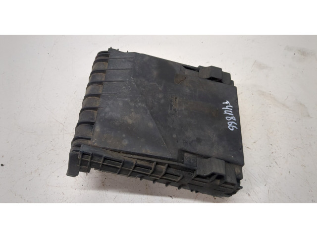 Блок предохранителей  Skoda Octavia (A5) 2004-2008         