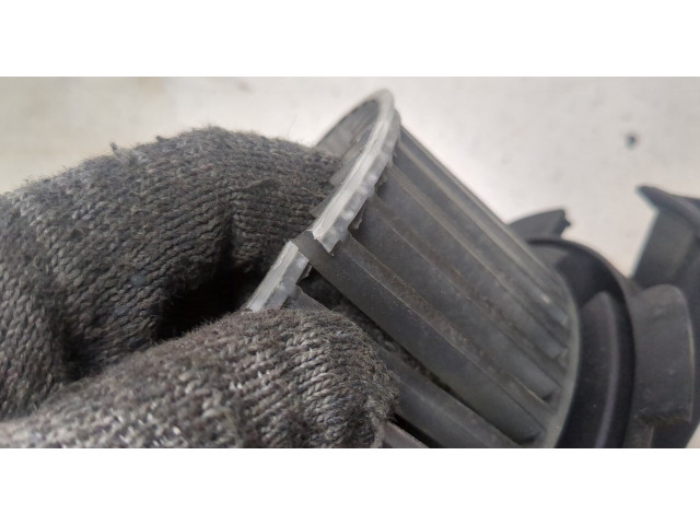 Моторчик печки Dacia Duster 2010-2017