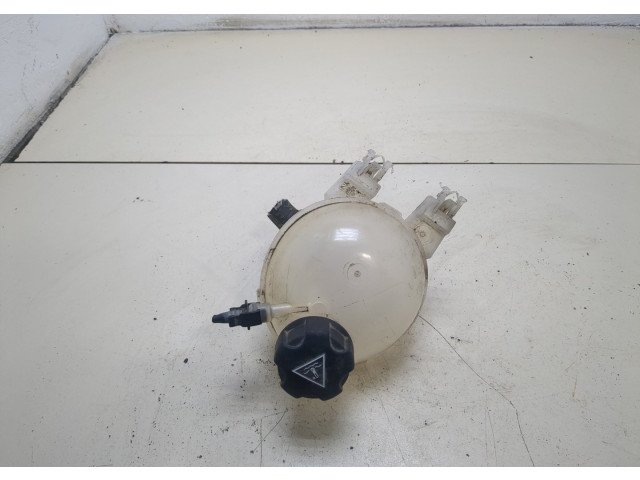 Бачок расширительный  Peugeot 2008 2016-2019    