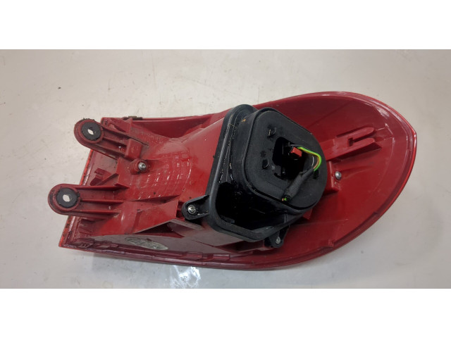 Задний фонарь          