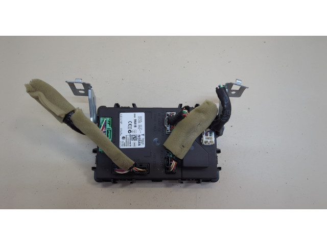 Блок комфорта  Infiniti QX60 2013-2020        