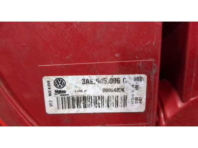 Задний фонарь          