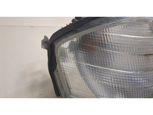 Фара передняя Mercedes C W202 1993-2001 правая