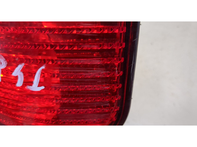 Задний фонарь          