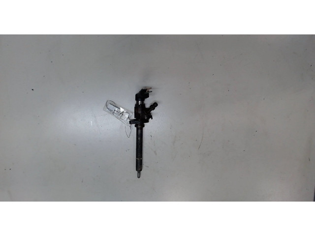 Форсунка топливная  Peugeot Expert 2007-2016    9657144580     