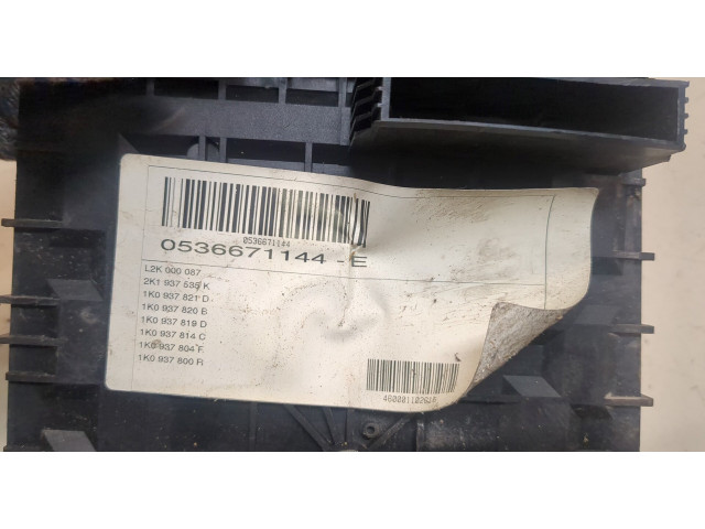 Блок предохранителей Volkswagen Caddy 2004-2010