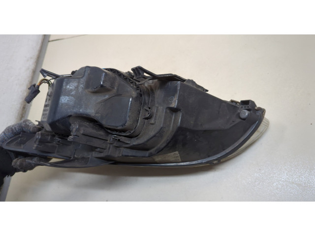 Фара передняя  Ford Focus 2 2005-2008 правая 