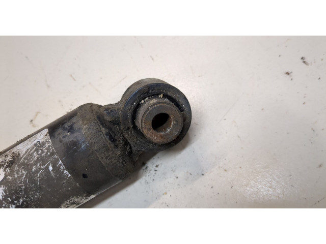 Стойка амортизатора  Mercedes CLS C218 2011-2017      