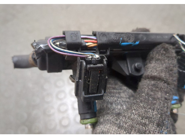 Форсунка топливная Skoda Fabia 2007-2014