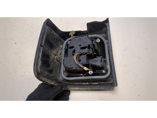 Задний фонарь