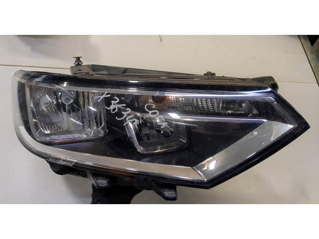 Фара передняя  Volkswagen Passat 8 2015- правая 