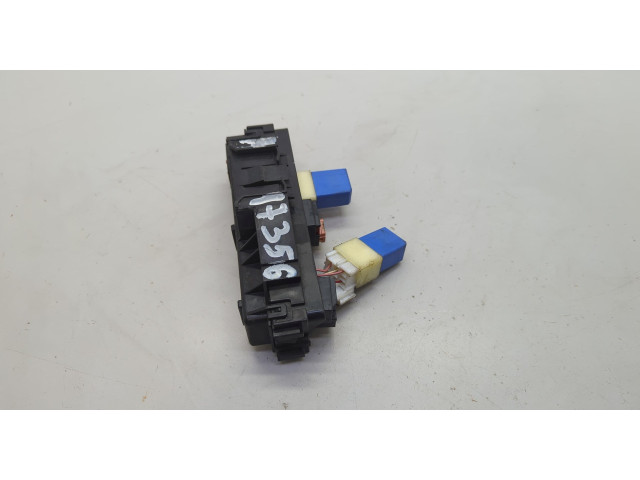 Блок предохранителей Infiniti QX60 2013-2020