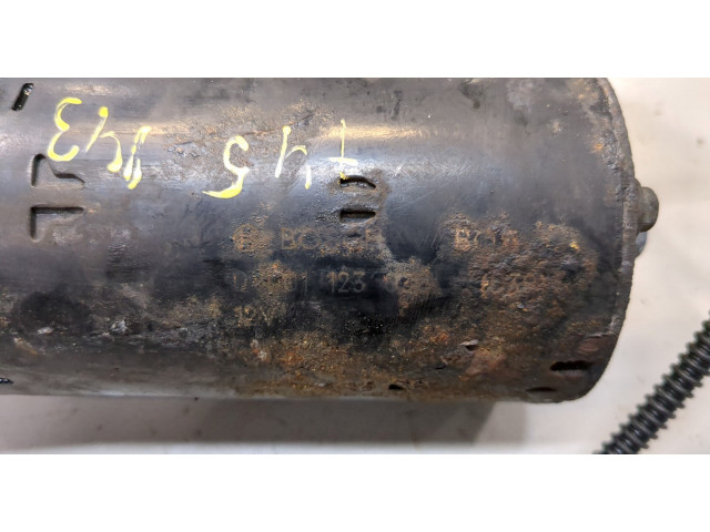 Стартер Volkswagen Jetta 5 2004-2010